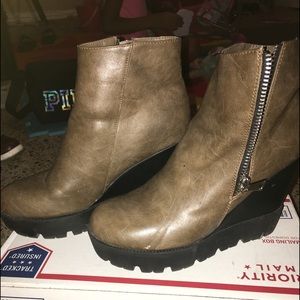 Taupe wedge booties Sz 9
